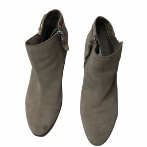 ‎Guess Tan Leather Booties. Size 7.
